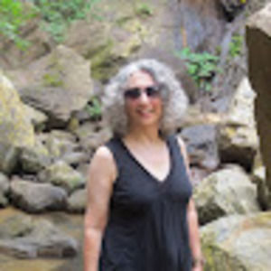 Meet your Posher, Lynn